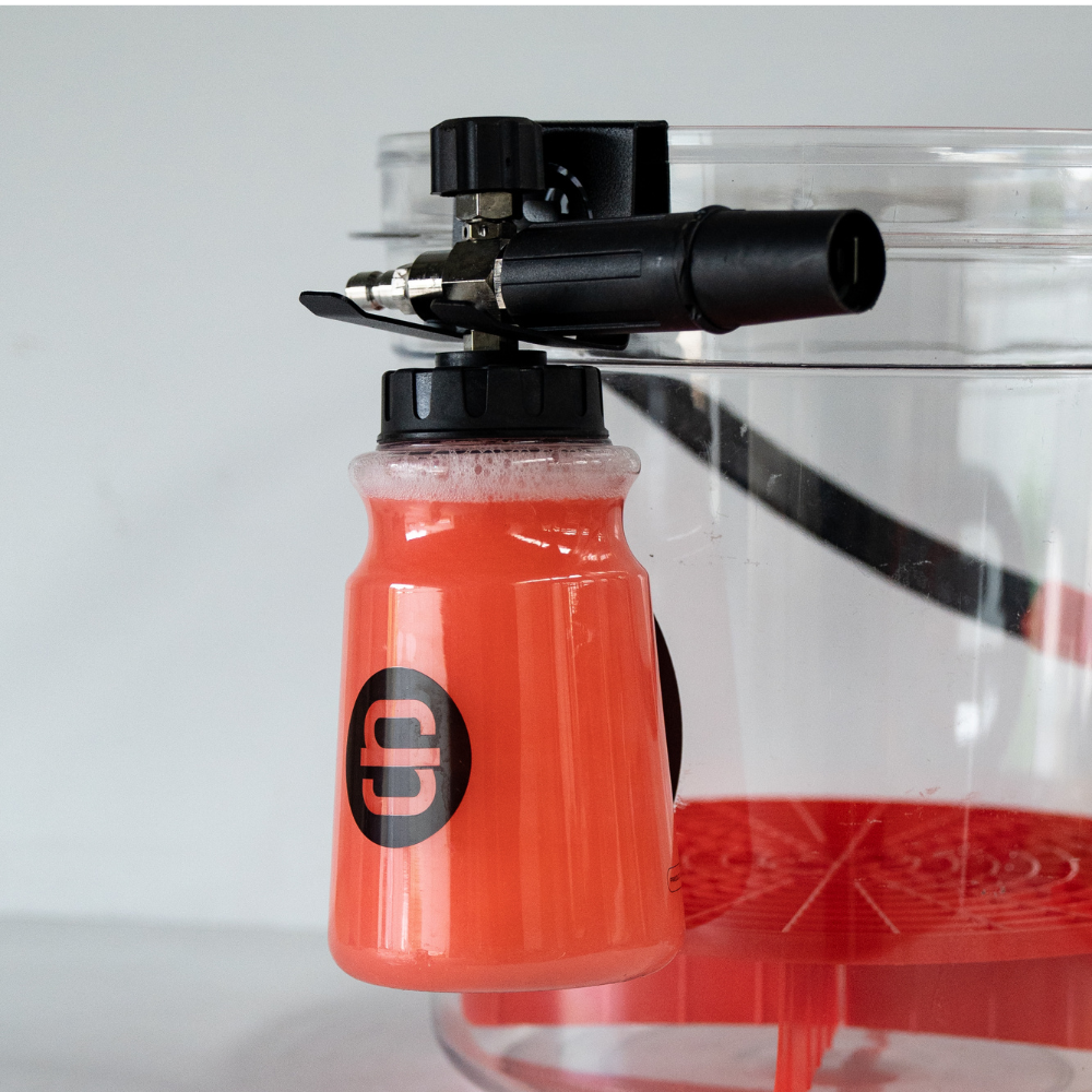 BucketLanceHolder2.png