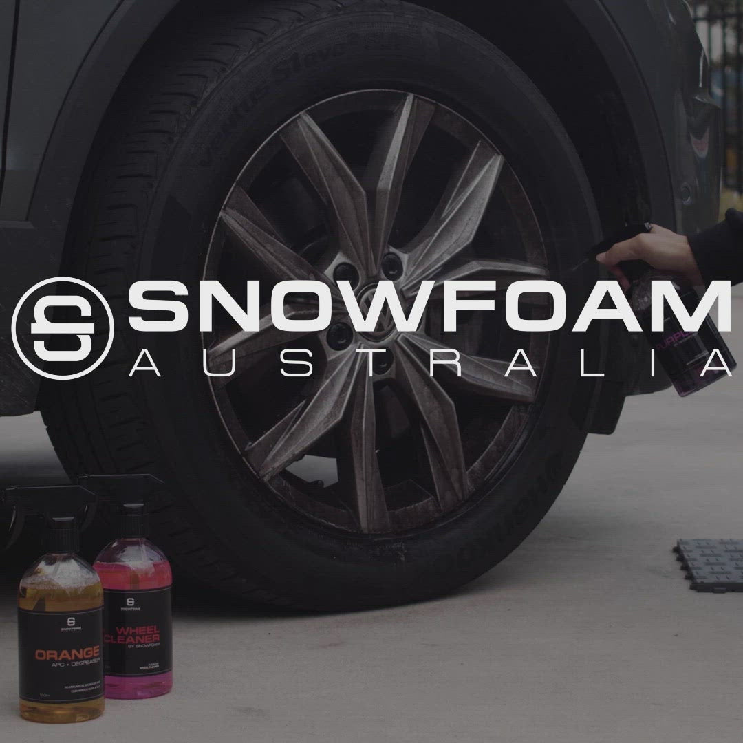 Load video: Wheel Care Kit Snow Foam